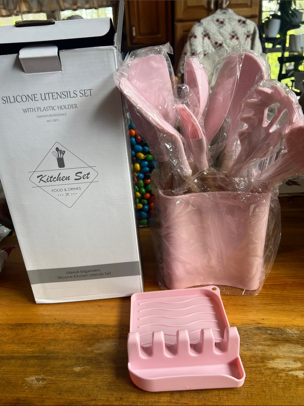 Pink Silicone with Nice Wooden Handles Kitchen Utensil Set with Holder